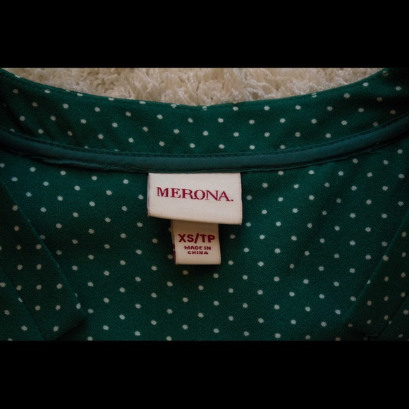 Sleeveless polka dot dress - Picture 2 of 4